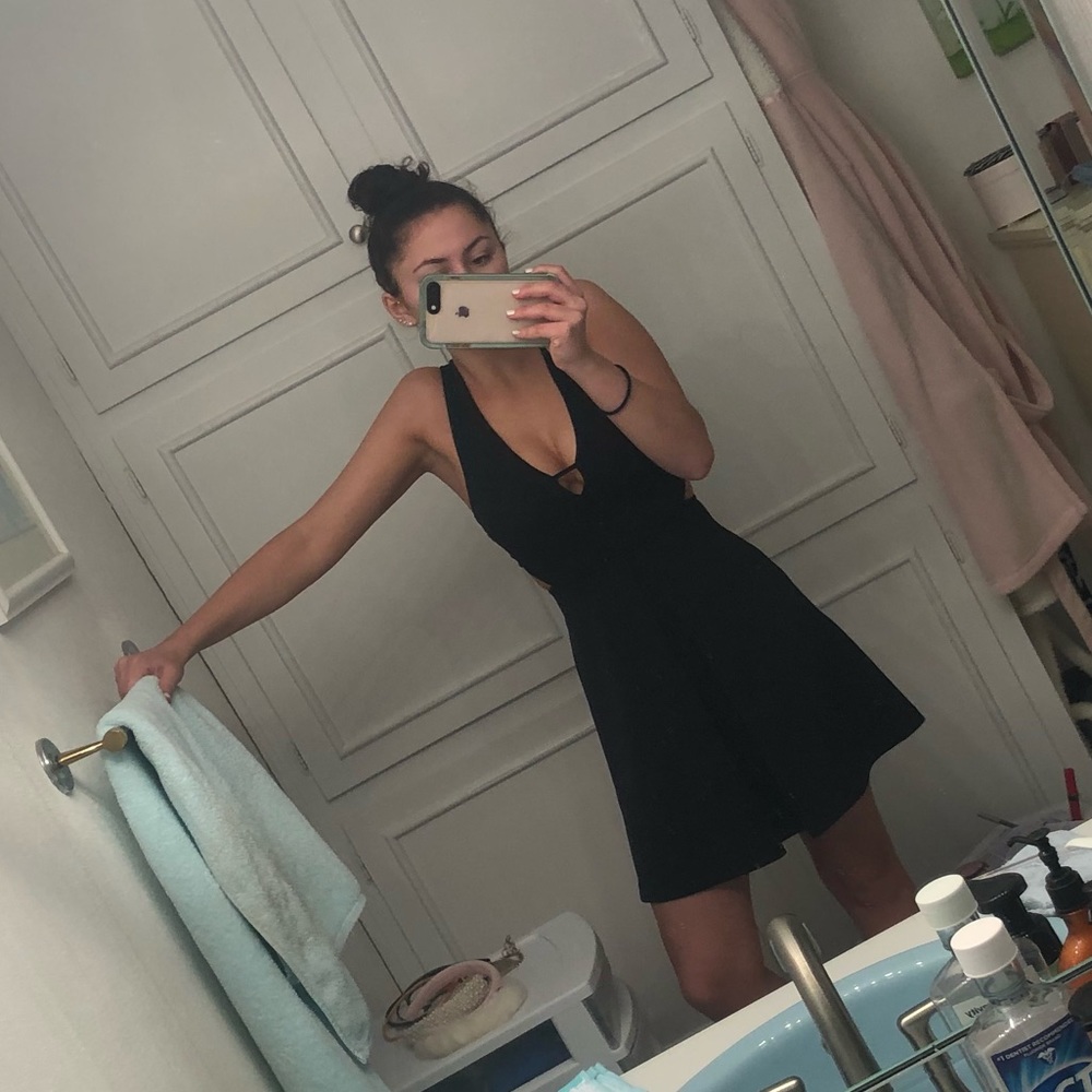 Little black cocktail dress! Size 0.